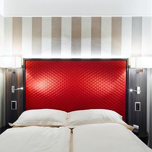 Camera classica con letto king size